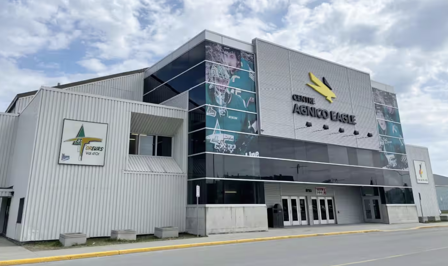 Yugo at QMJHL hockey in Val-d’Or